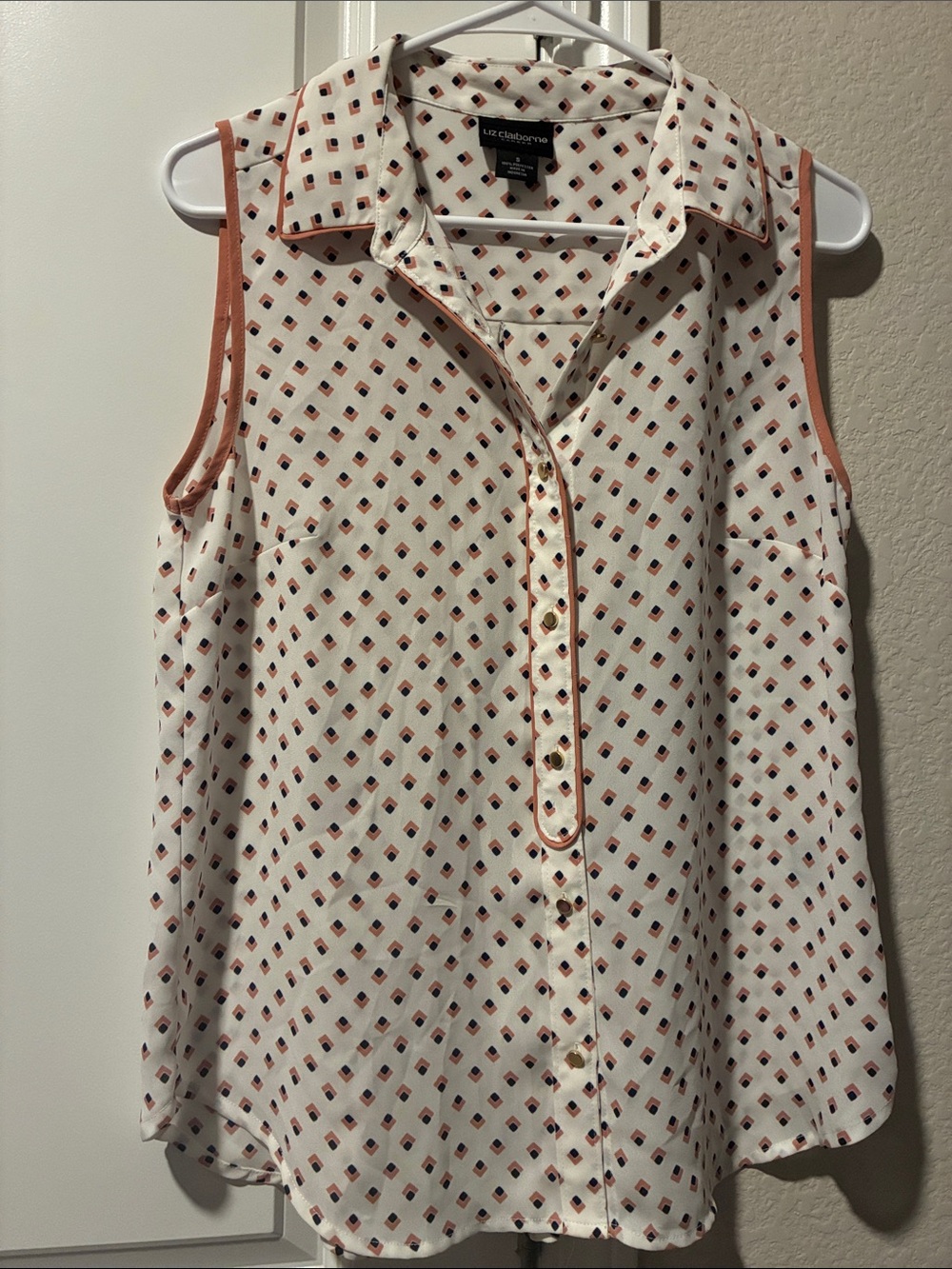 Liz Claiborne Cream Sleeveless Collared Blouse with Rust Accent